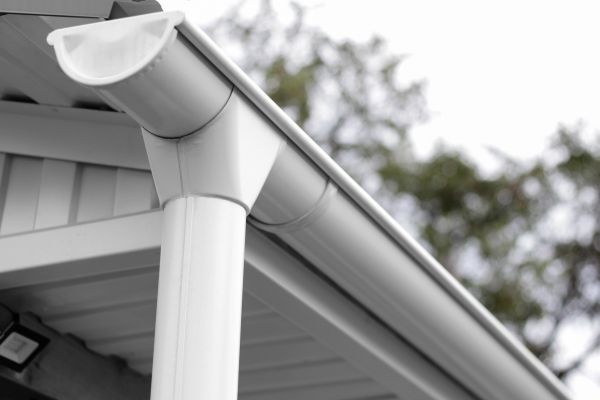 Cost of Vinyl Gutters Installation in Staten Island